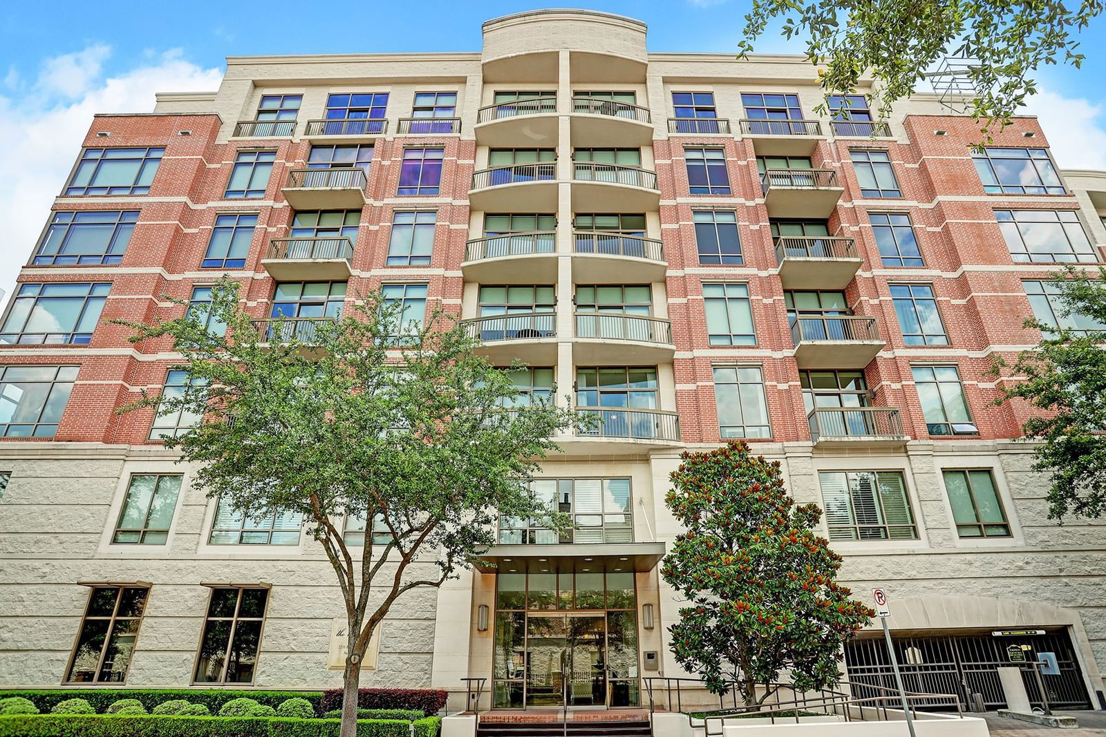 Real estate property located at 2211 Briarglen #411, Harris, The Briarglen, Houston, TX, US