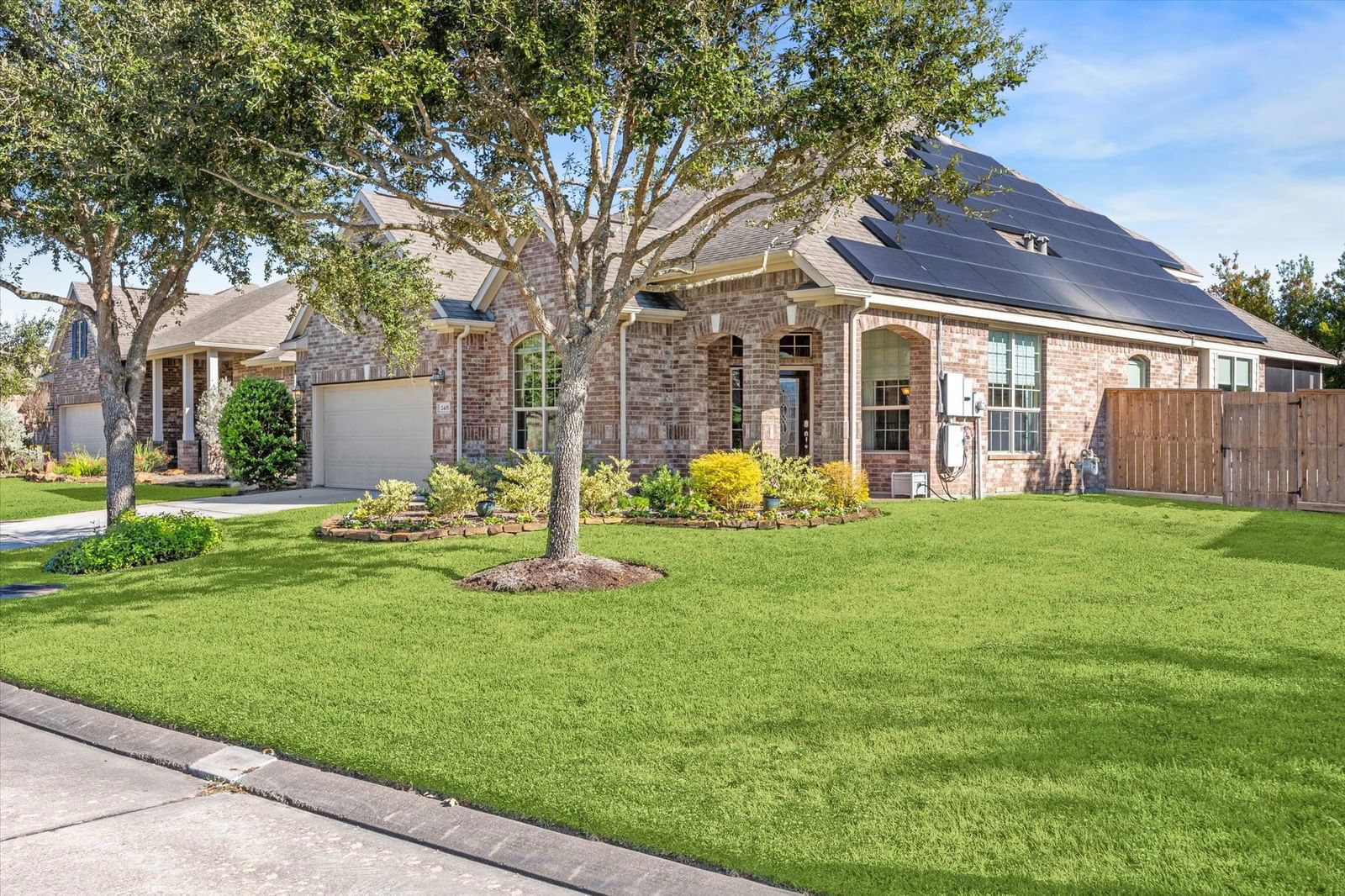 Real estate property located at 2405 Tuschman, Harris, Bellavita at Green Tee, Pearland, TX, US