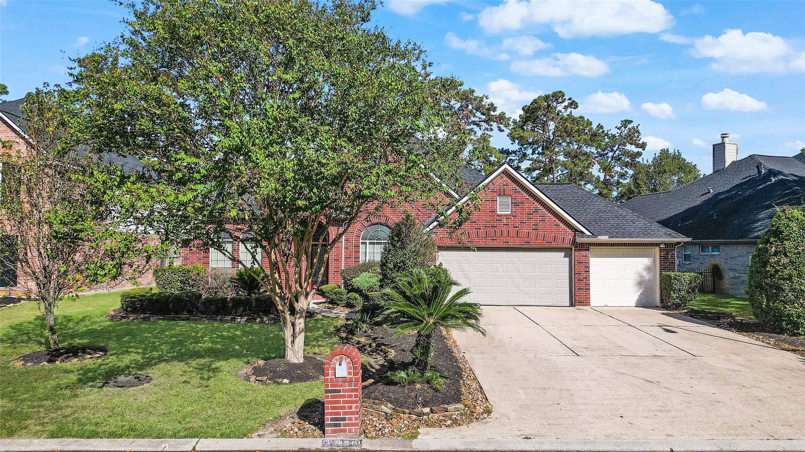 Real estate property located at 8511 Silver Lure, Harris, Walden/Lake Houston Champions, Humble, TX, US