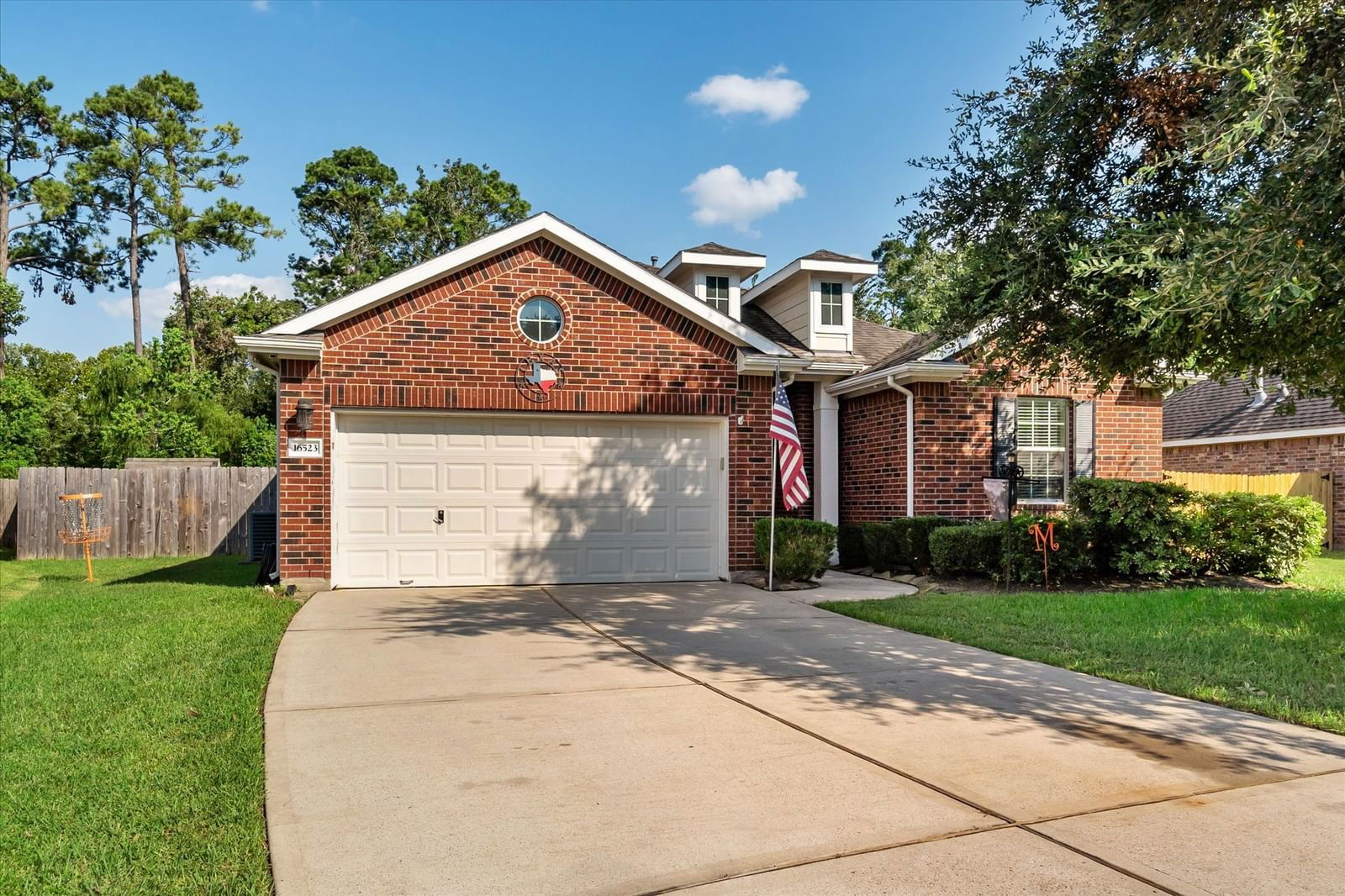 Real estate property located at 16523 River Wood, Harris, Seven Oaks Newport, Crosby, TX, US