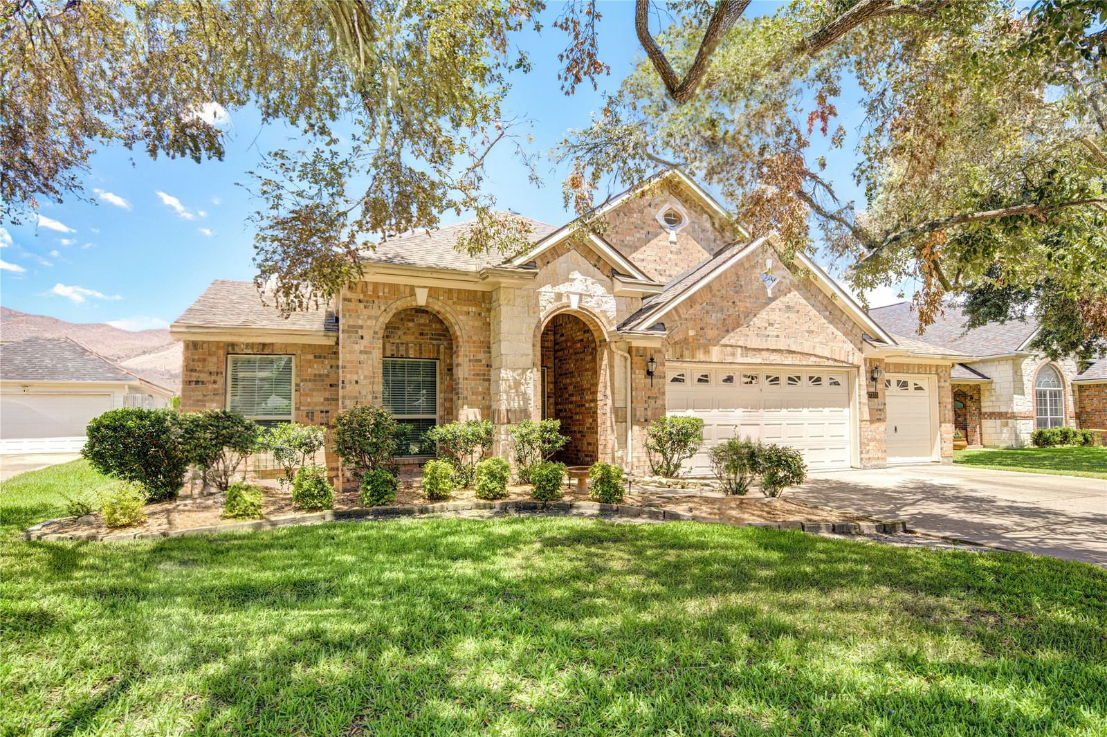 Real estate property located at 7335 Broadelm, Harris, Sheffield Estates, Houston, TX, US