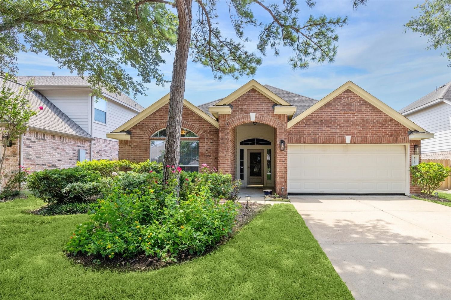 Real estate property located at 17323 Danbury, Harris, Canyon Lakes At Stonegate 06, Houston, TX, US