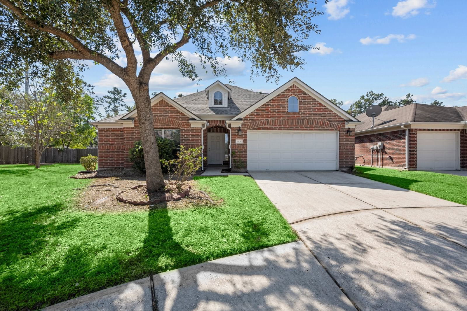 Real estate property located at 6826 Lark Hill, Harris, Cypresswood Point, Humble, TX, US