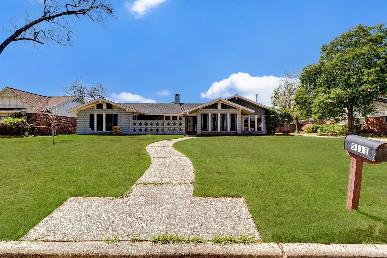 Real estate property located at 5111 Ashwood, Harris, Baytown, TX, US