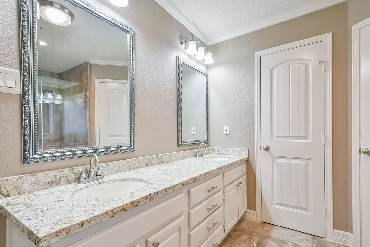 Real estate property located at 4703 Ironwood, Harris, Baytown, TX, US