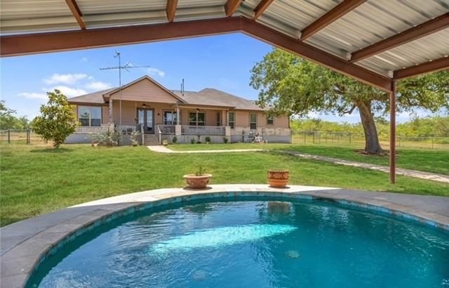 Real estate property located at 1015 County Road 458, Gonzales, Richard Heath A-256, Waelder, TX, US