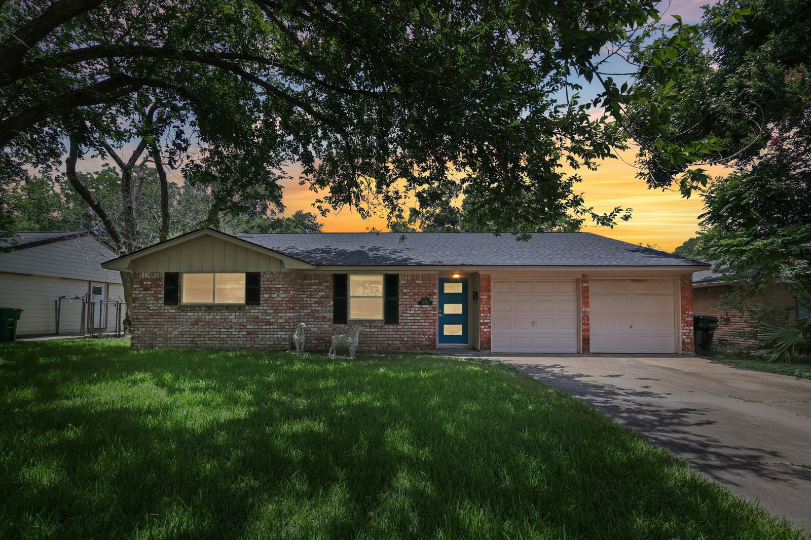 Real estate property located at 12322 Mullins, Harris, Westbury South Add Rep, Houston, TX, US