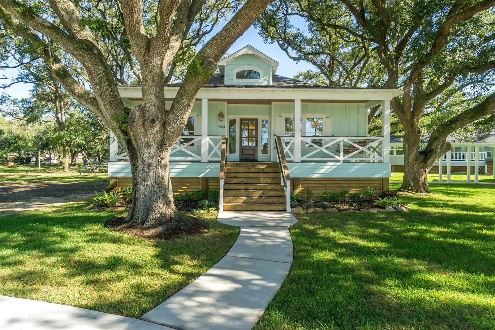 Real estate property located at 3404 Oak Alley Ct, Harris, Oak Alley Estates, Seabrook, TX, US