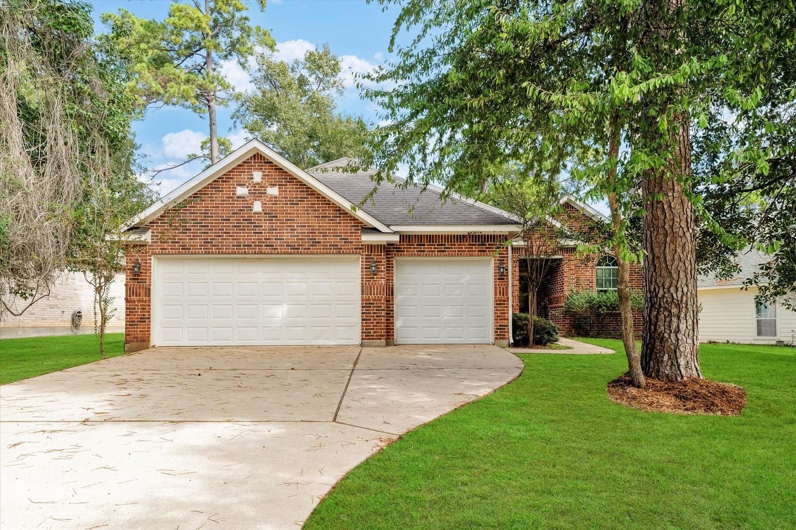 Real estate property located at 11810 Briarwood, Montgomery, Montgomery, TX, US