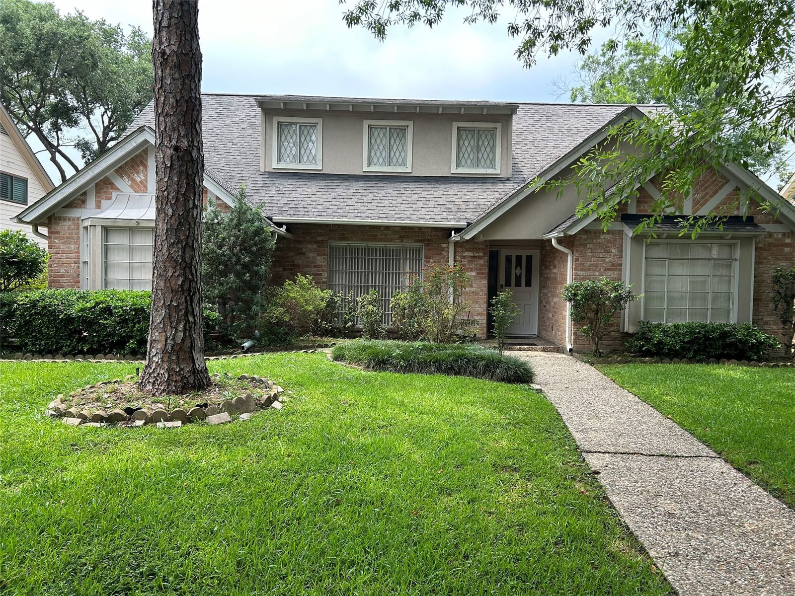 Real estate property located at 10218 Meadow Lake, Harris, Briargrove Park Sec 04, Houston, TX, US