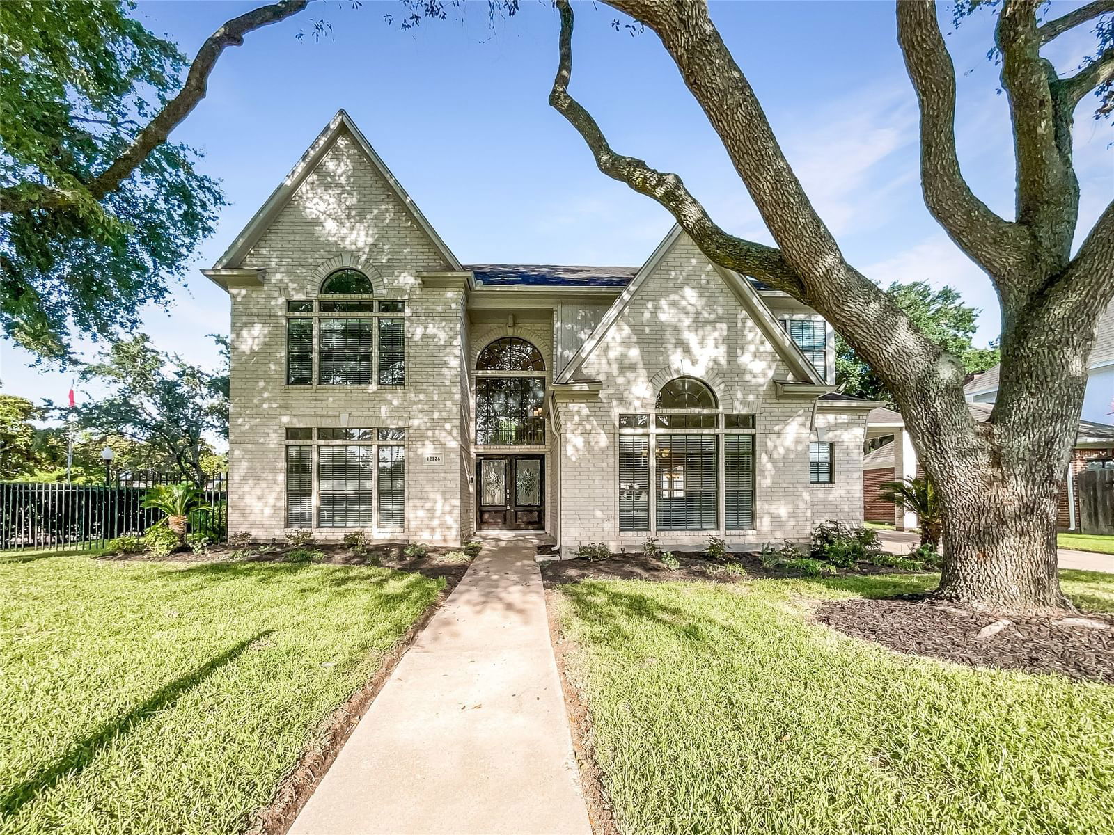 Real estate property located at 12126 Ashley Circle, Harris, Lakes Fondren Sw Sec 02, Houston, TX, US