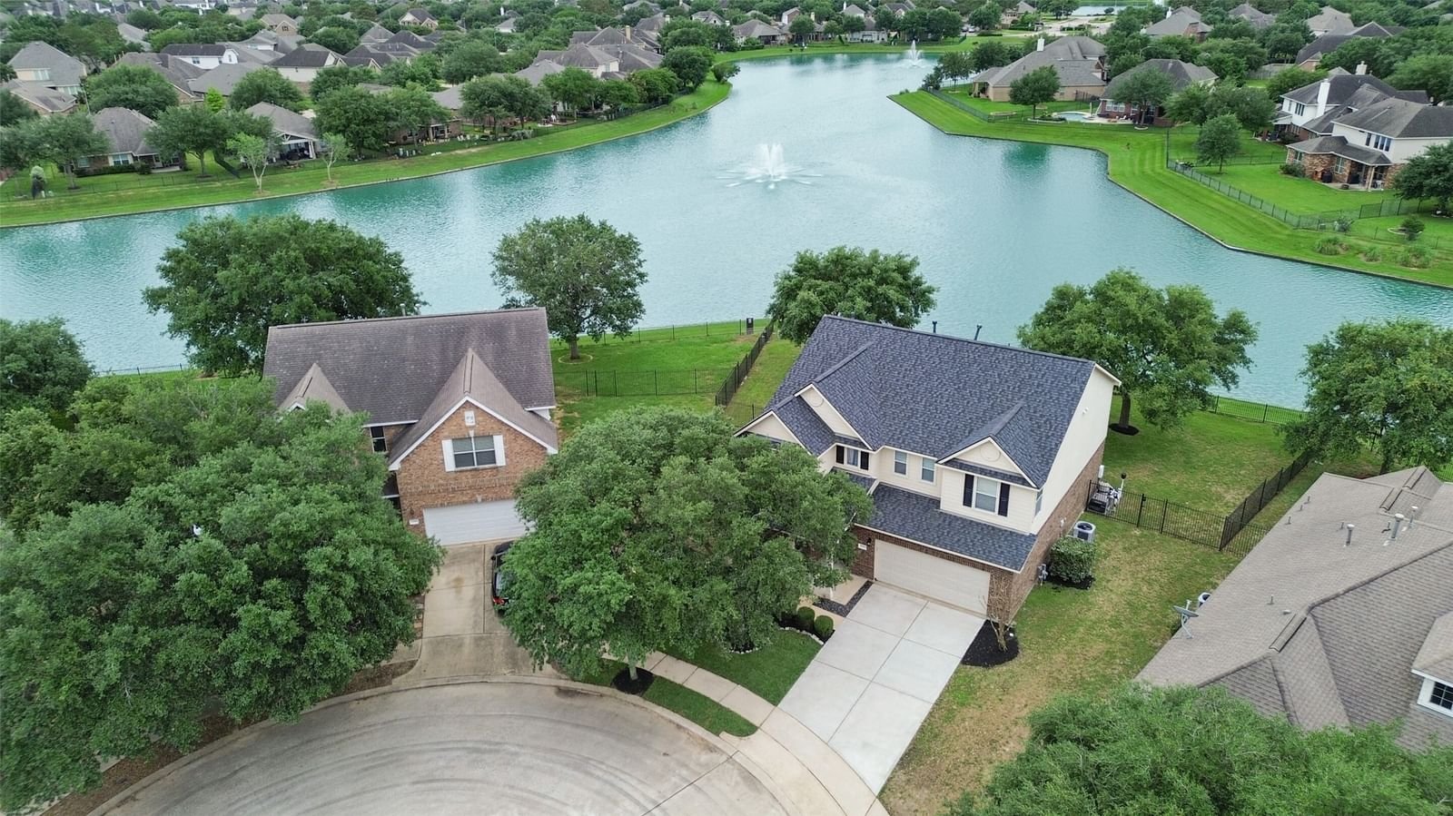 Real estate property located at 25907 Lakefair, Fort Bend, Canyon Spgs At Westheimer Lakes Sec 1, Richmond, TX, US