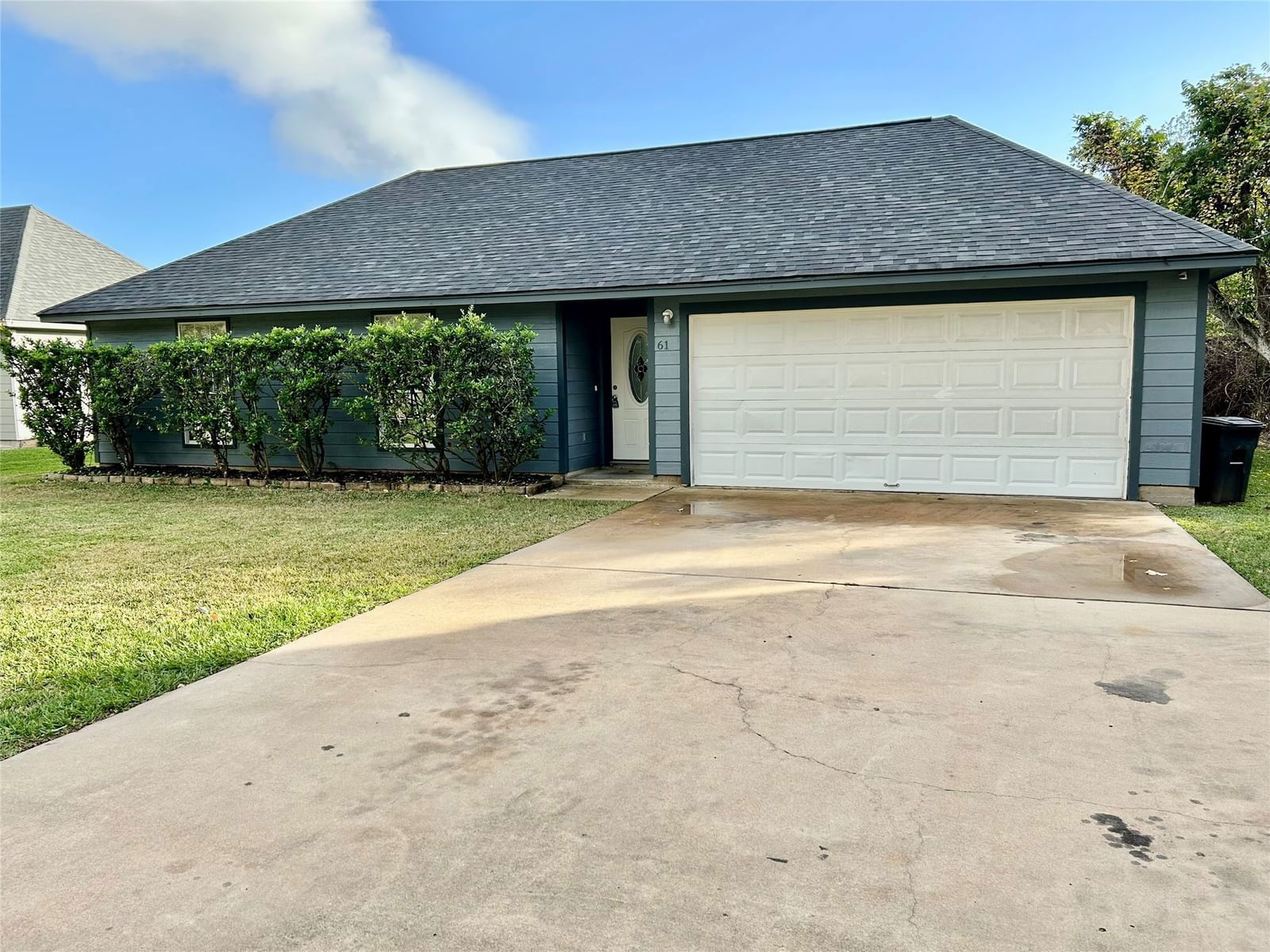 Real estate property located at 61 Blunck, Brazoria, Blunck Sub Tr 64d & Replats L, Lake Jackson, TX, US