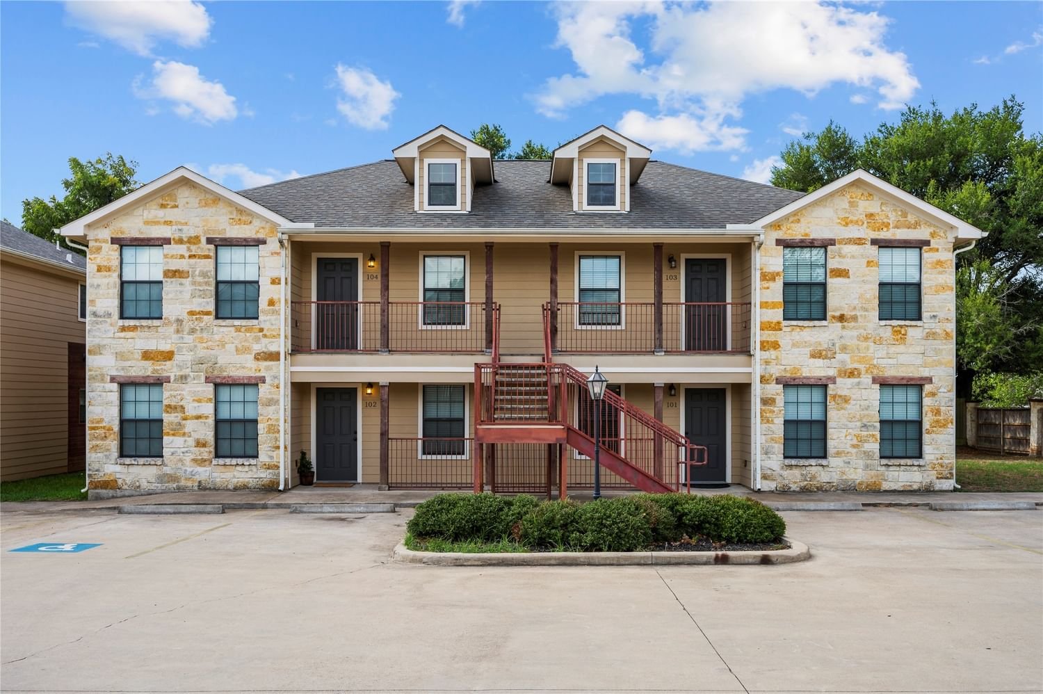 Real estate property located at 606 Sabine, Washington, Schmidts, Brenham, TX, US