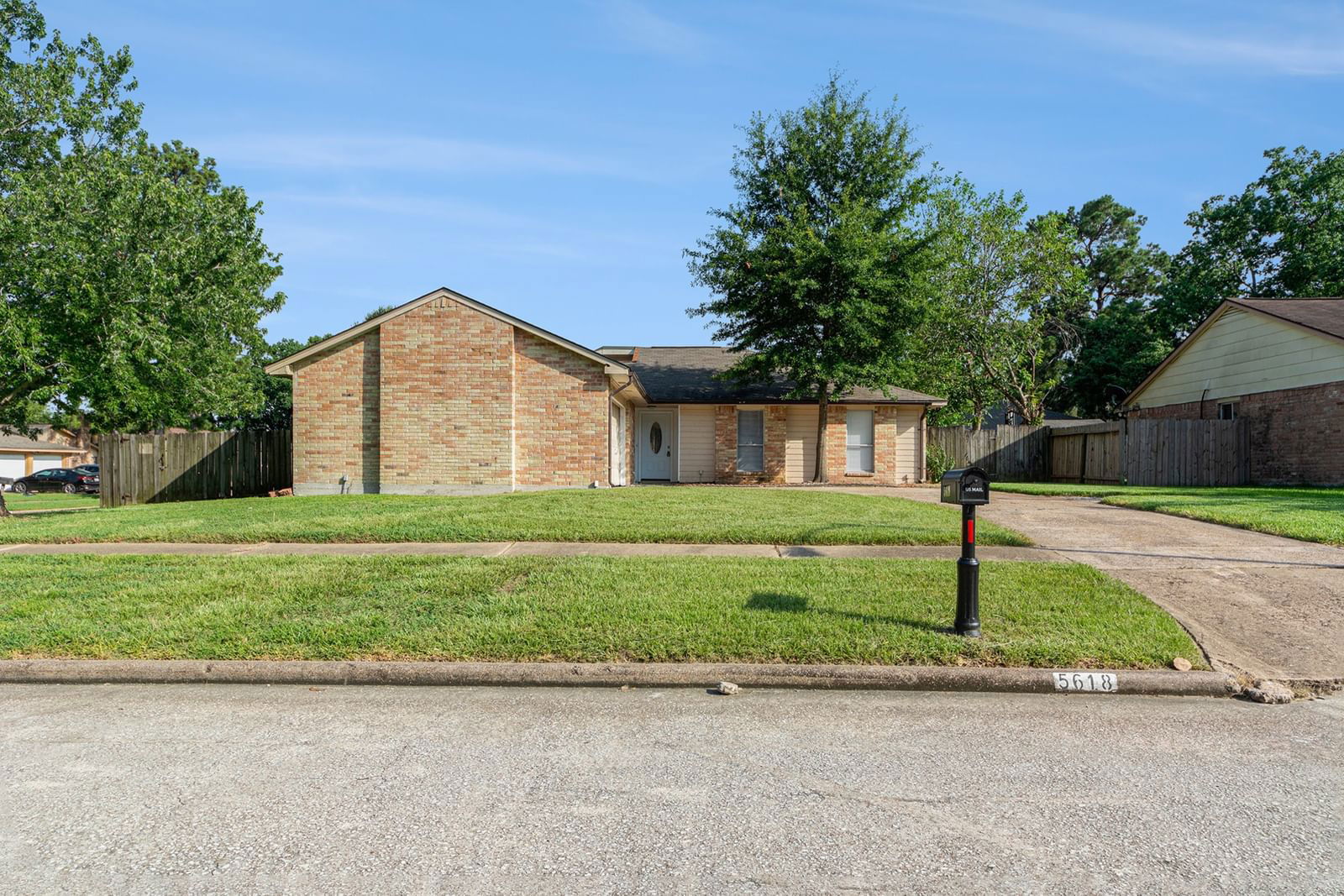 Real estate property located at 5618 Bridgegate, Harris, Greengate Place Sec 06, Spring, TX, US