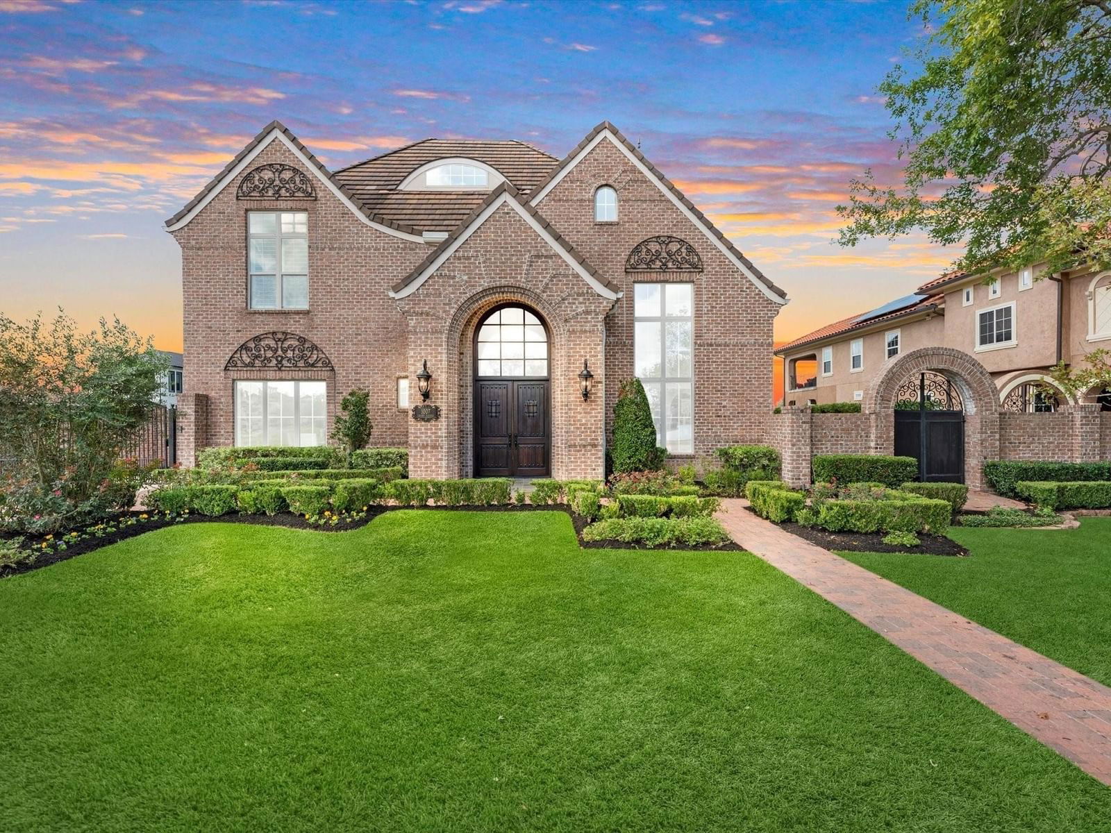 Real estate property located at 1007 Grand Estates, Fort Bend, Lakes Of Williams Ranch, Richmond, TX, US