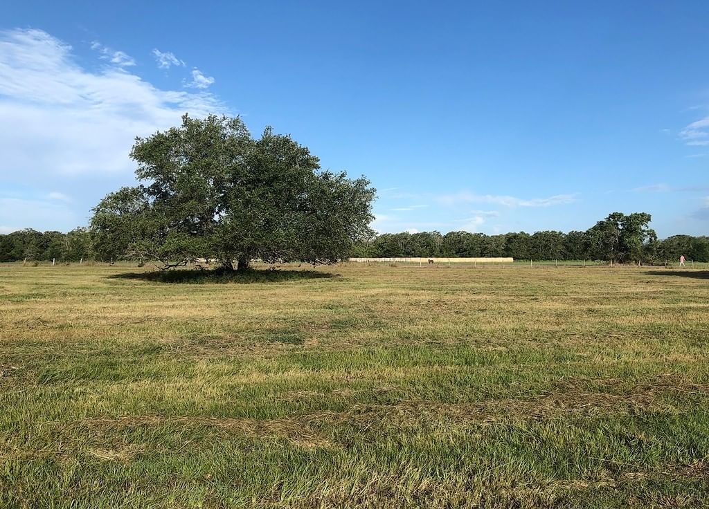 Real estate property located at Lot 9 PVT 1671, Lavaca, Whispering Oaks, Hallettsville, TX, US