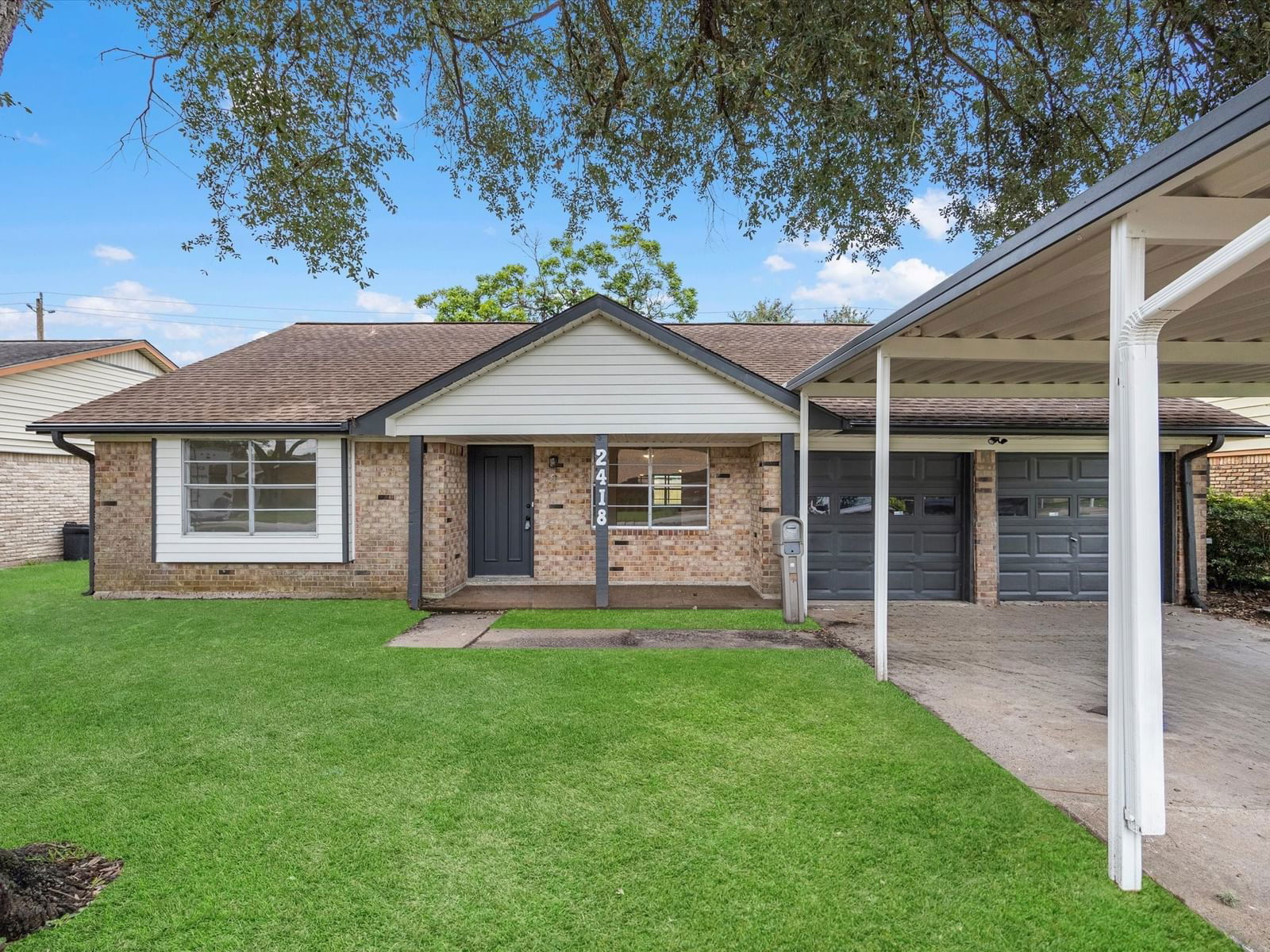 Real estate property located at 2418 Pickerton, Harris, South Pasadena Plaza, Deer Park, TX, US