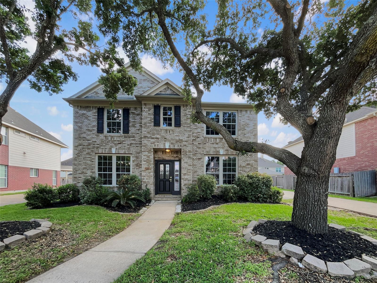 Real estate property located at 5010 Hearth Hollow, Fort Bend, Riverpark Sec 12, Sugar Land, TX, US