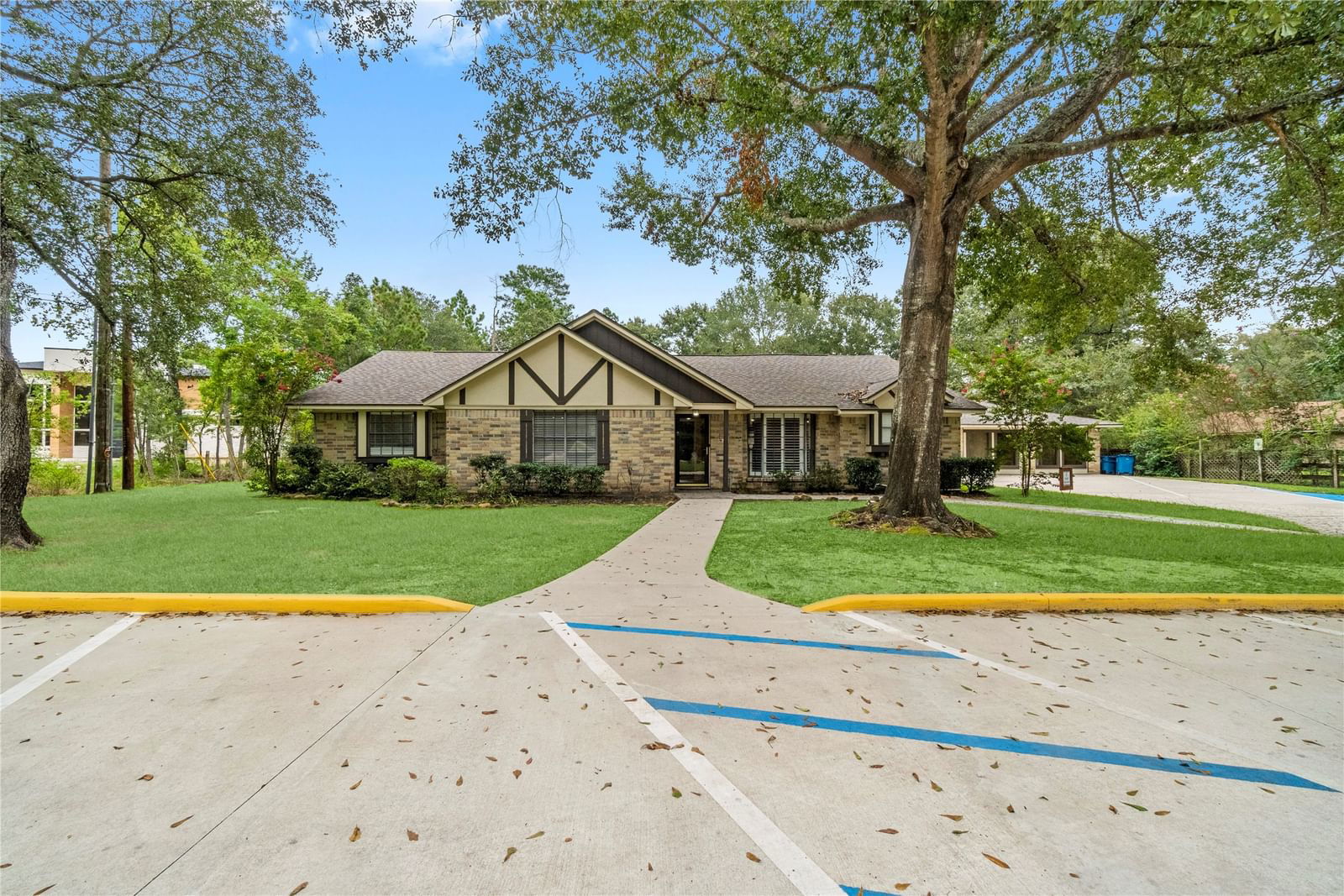 Real estate property located at 15197 Moonlight, Montgomery, Big Tree Estate, Conroe, TX, US