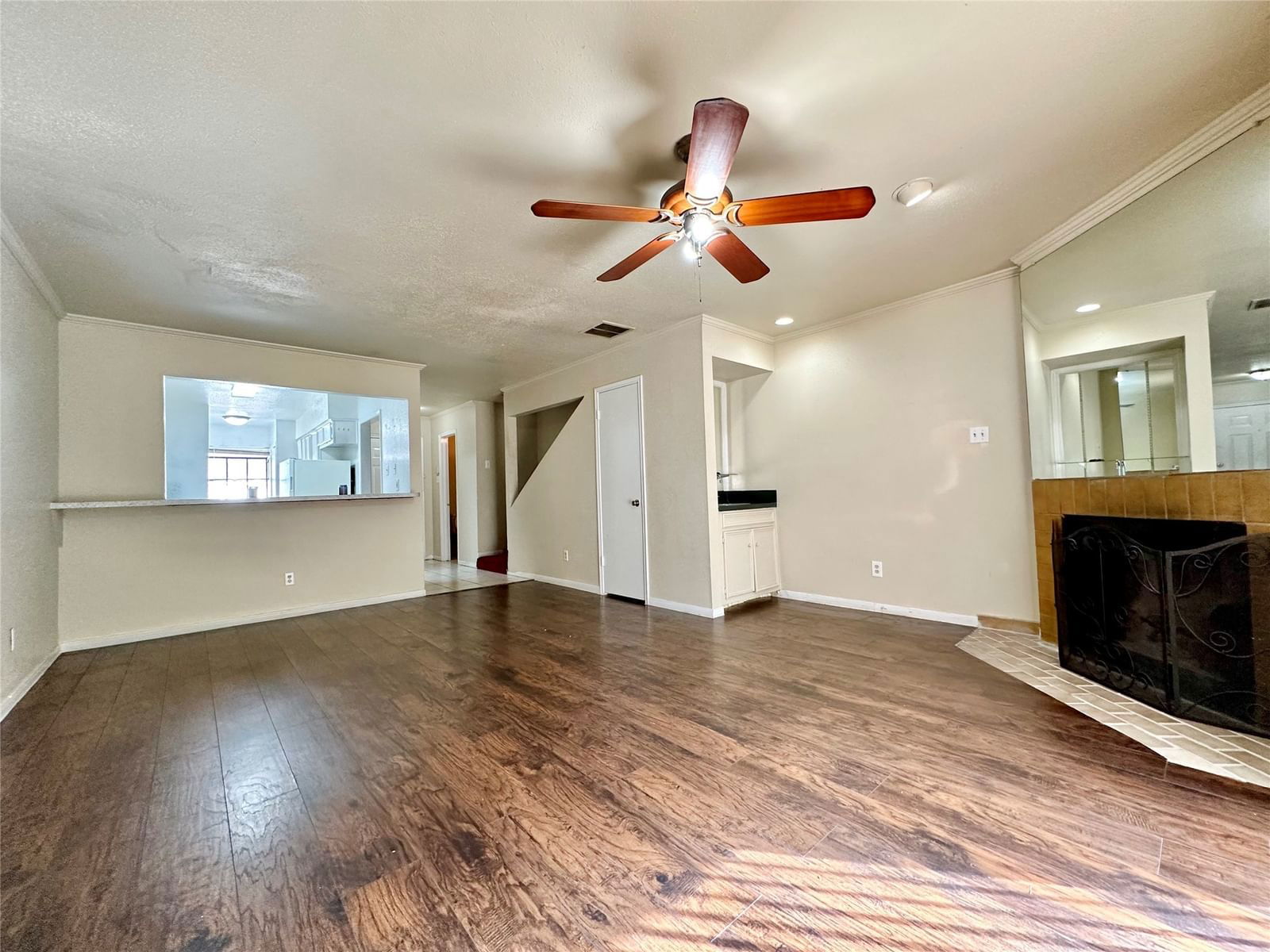 Real estate property located at 11000 Kinghurst #131, Harris, Kinghurst T/H Condo Ph 01 U/R, Houston, TX, US