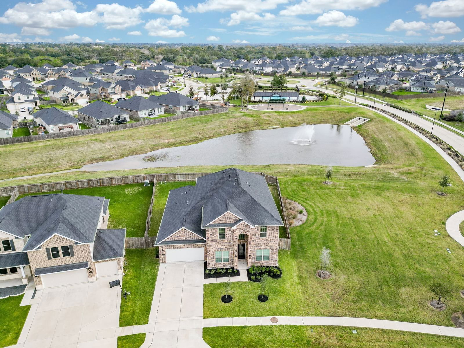 Real estate property located at 8019 Chantilly, Fort Bend, Polo Ranch, Fulshear, TX, US