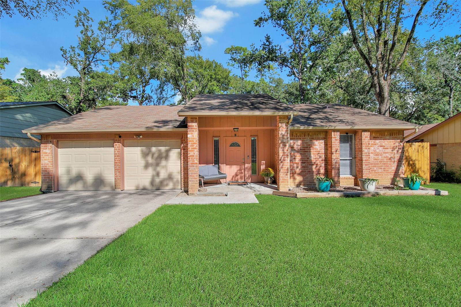 Real estate property located at 26402 Hunters Hollow, Montgomery, Timberwood, Spring, TX, US