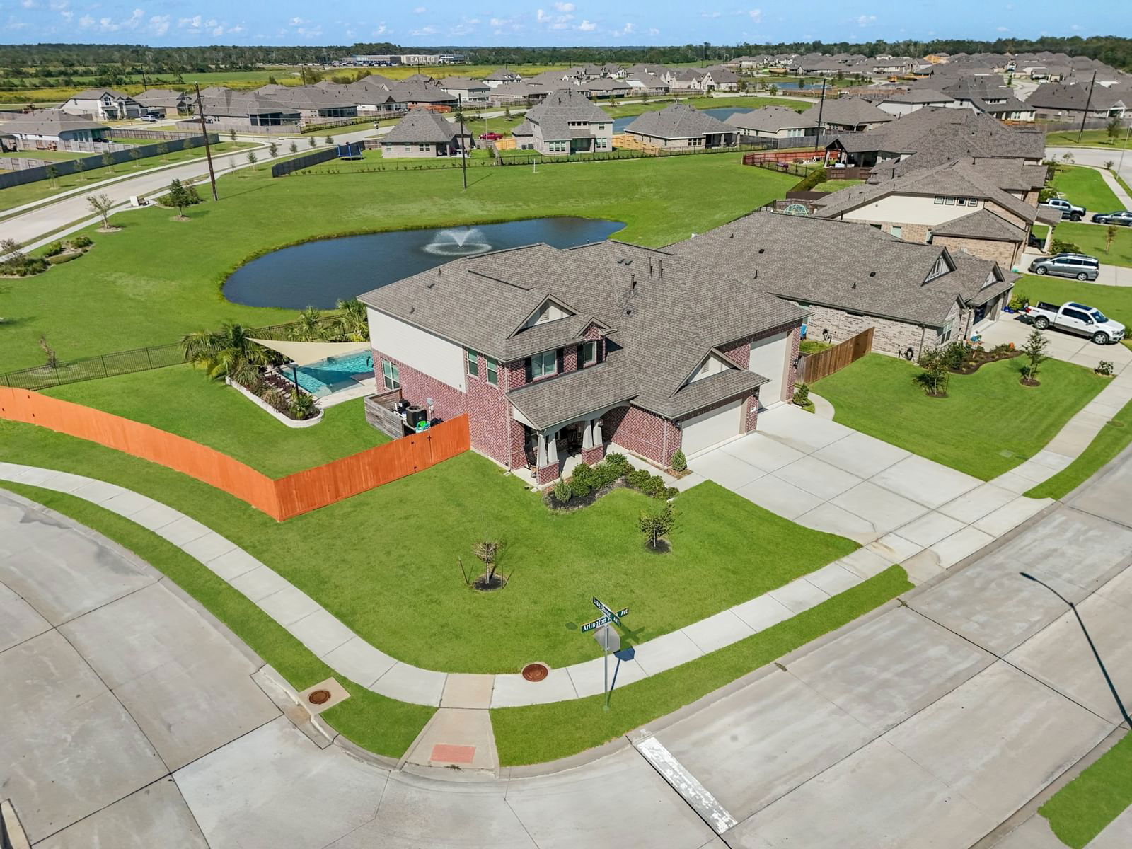 Real estate property located at 15103 Arlington Park, Chambers, Lakes/Champions Estates Sec 3, Mont Belvieu, TX, US