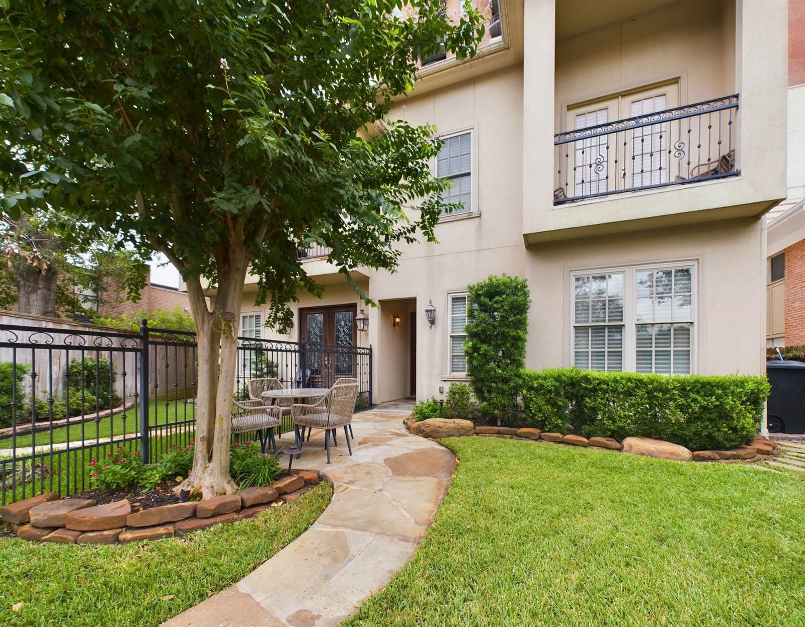 Real estate property located at 6319 Riverview, Harris, Woodway Glen Reserves A & B 2n, Houston, TX, US