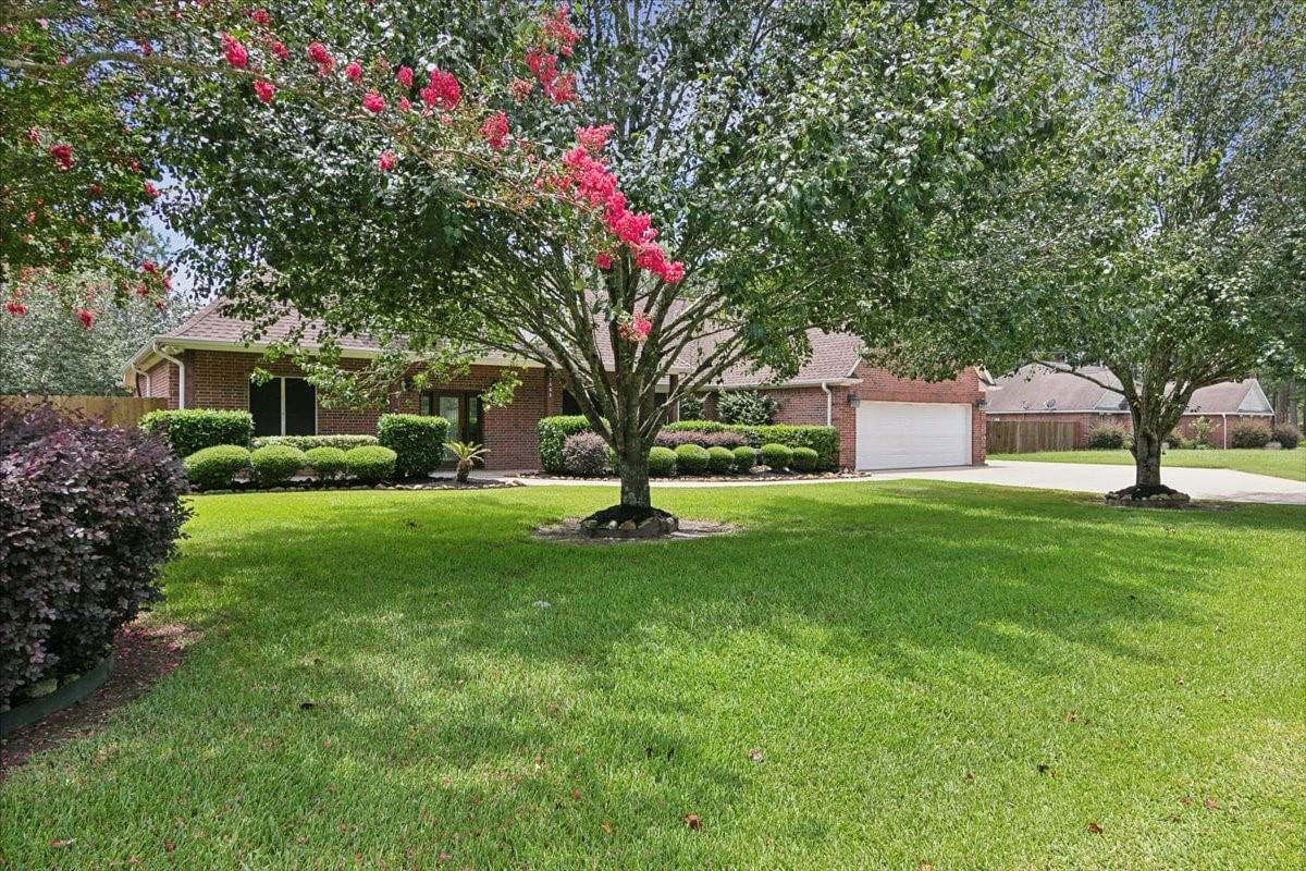 Real estate property located at 11085 Michael, Jefferson, Gilbert Lake Estates Ph VI, Beaumont, TX, US