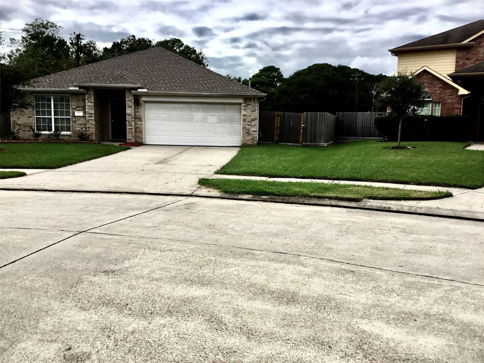 Real estate property located at 201 Heritage Oaks, Galveston, Amburn Oaks Sec 2 2006, Texas City, TX, US