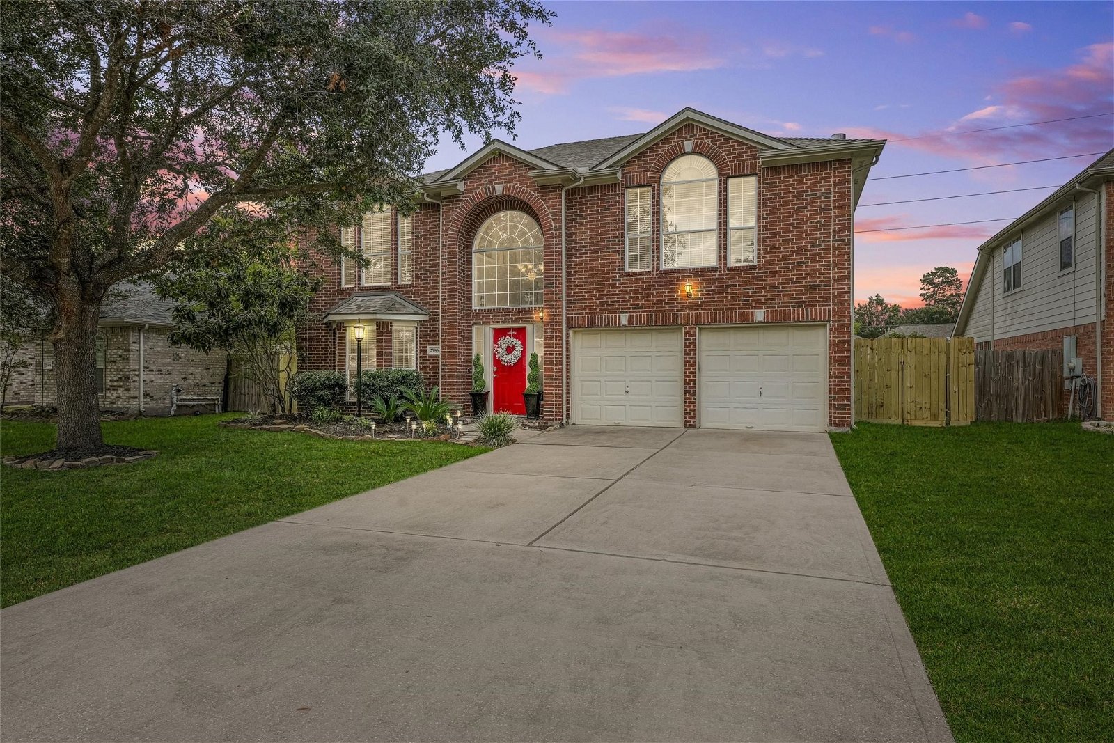 Real estate property located at 25906 Oakridge Forest, Montgomery, Spring, TX, US