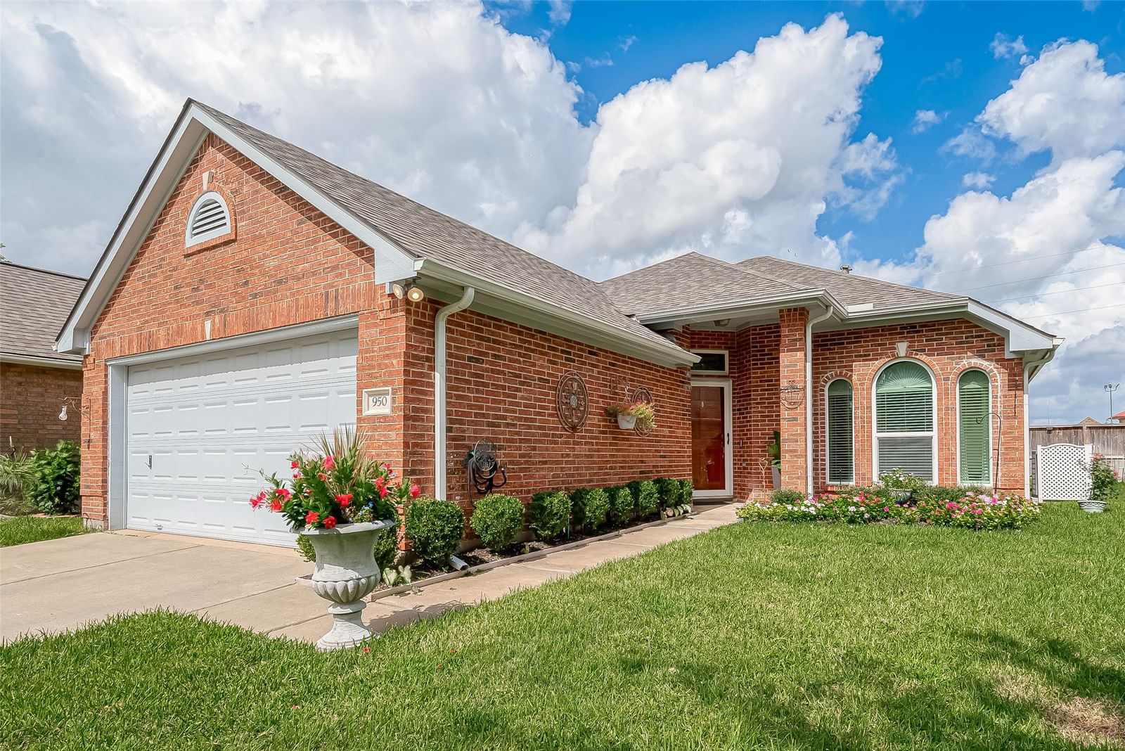 Real estate property located at 950 Peach Blossom, Brazoria, Countryplace Sec 7, Pearland, TX, US