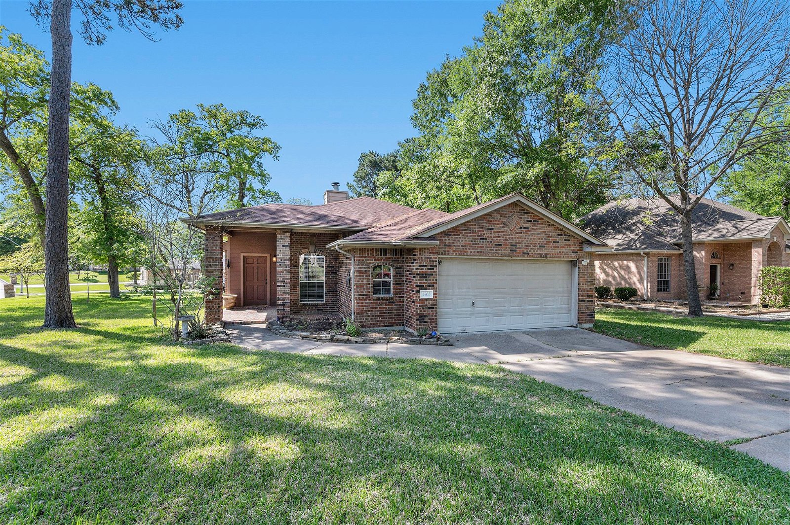 Real estate property located at 3703 Pine Hollow Lane, Montgomery, Montgomery, TX, US