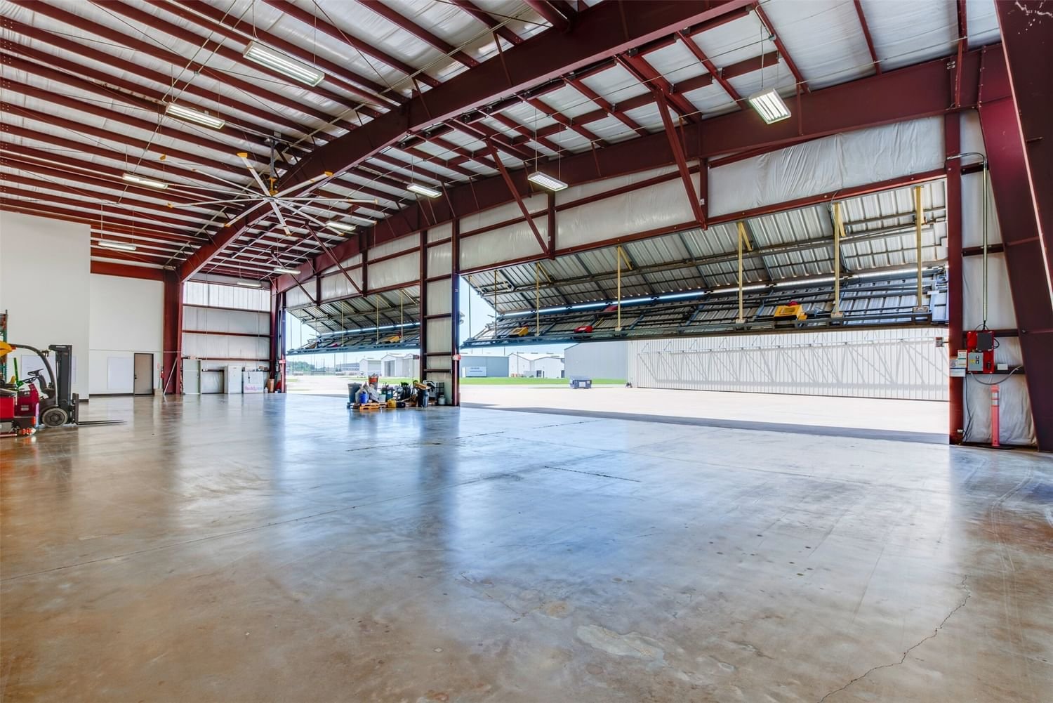 Real estate property located at 20115 Stuebner Airline, Harris, Hooks Airport, Spring, TX, US