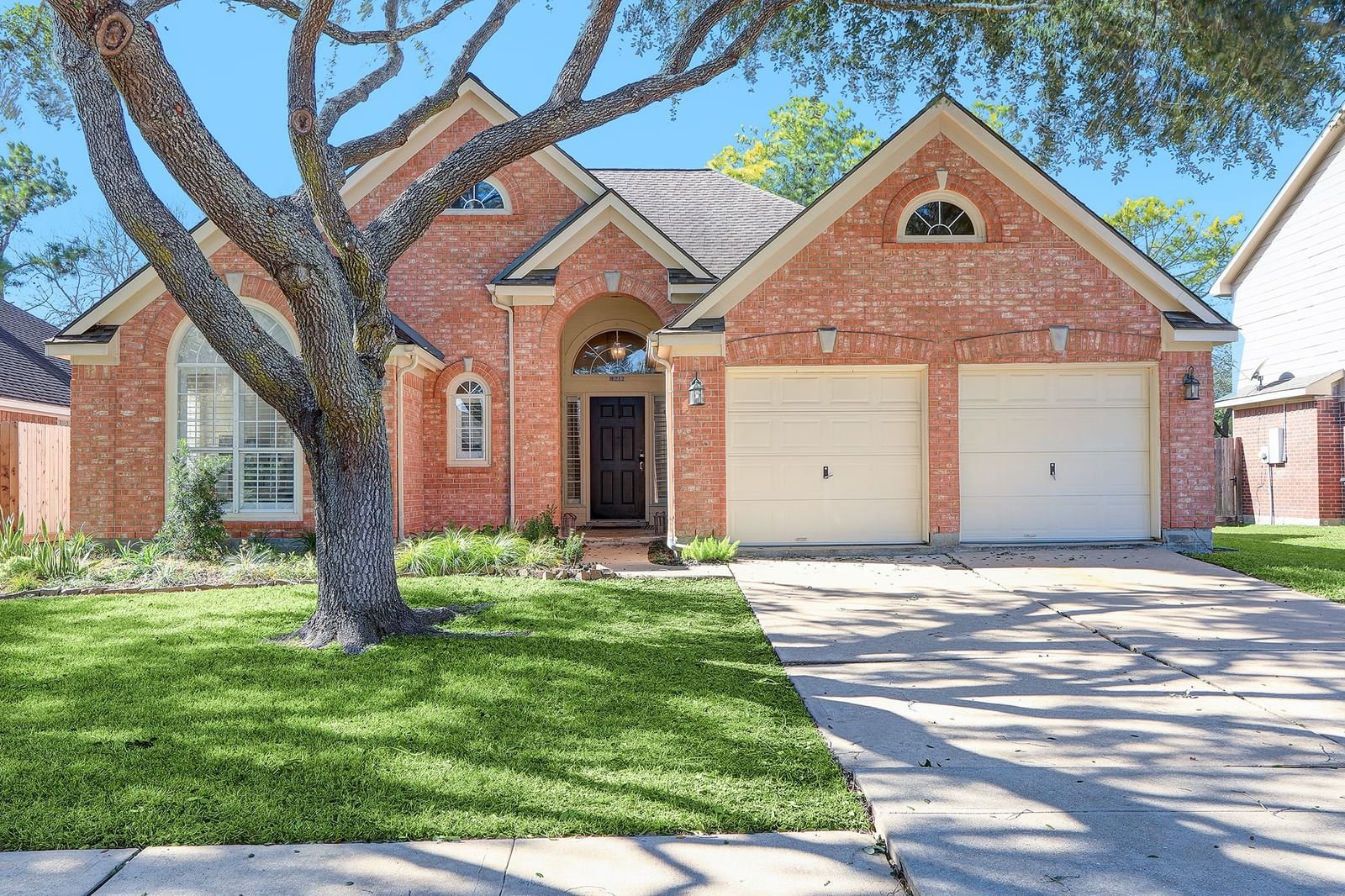 Real estate property located at 13606 Shadow Falls, Harris, Northfork Sec 01, Houston, TX, US