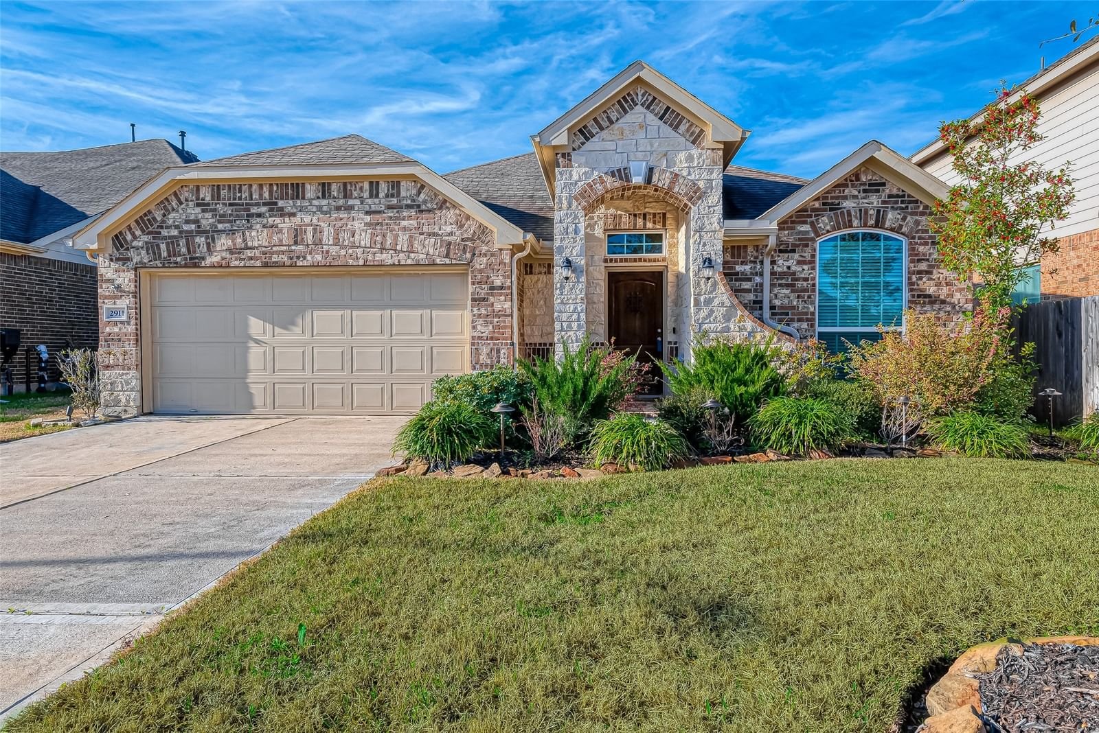 Real estate property located at 2911 Fox Vale, Fort Bend, Mccrary Meadows Sec 2, Richmond, TX, US