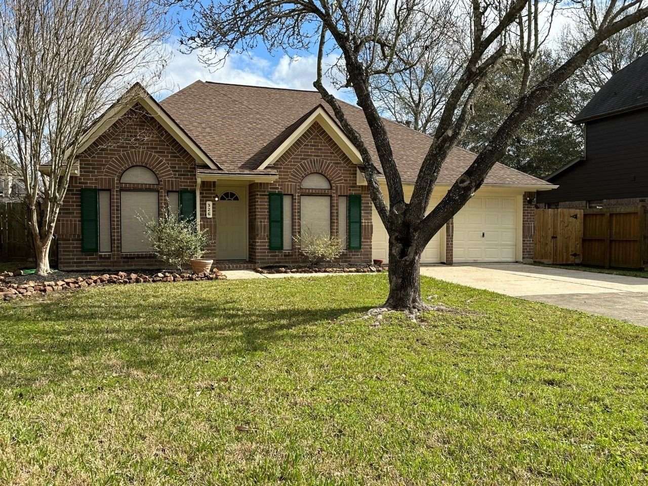 Real estate property located at 326 Hampton, Harris, Highlands, TX, US