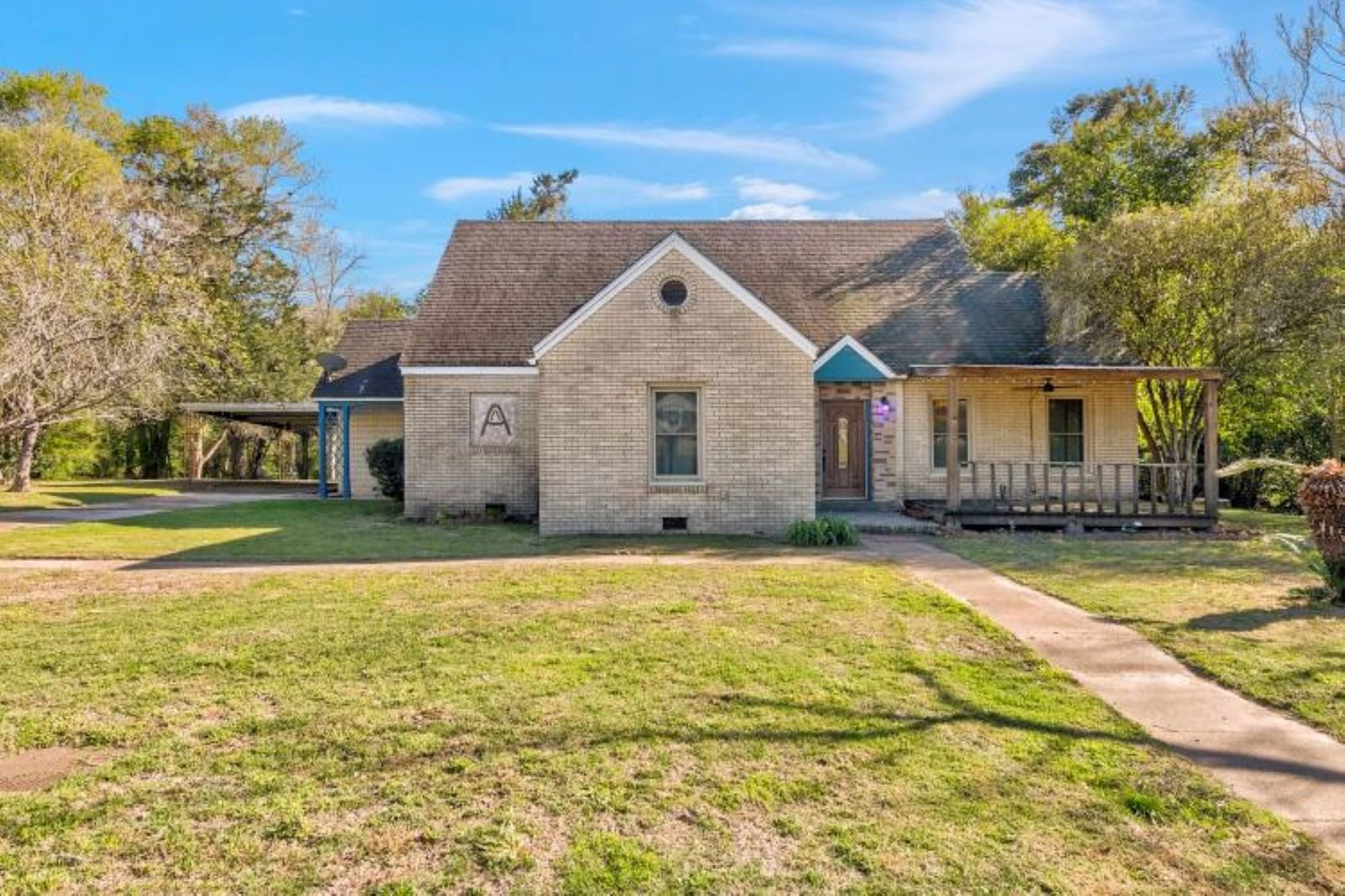 Real estate property located at 301 Pine, Tyler, J.Wheat, Woodville, TX, US