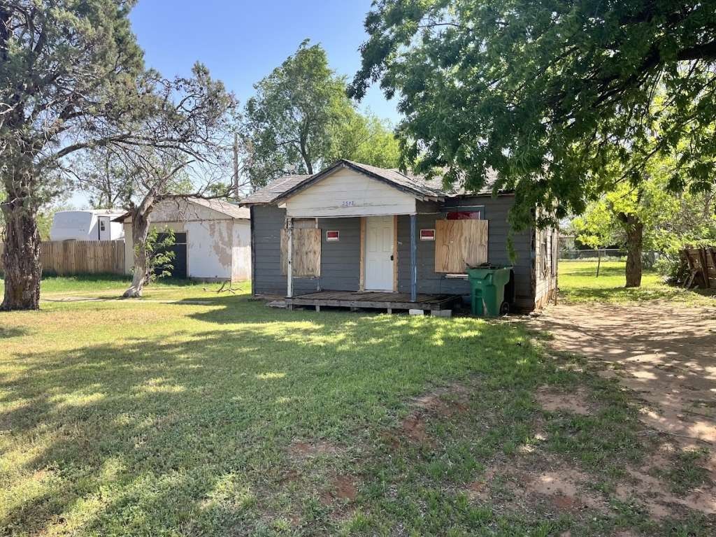 Real estate property located at 2517 Bowie, Wilbarger, South Add, Vernon, TX, US