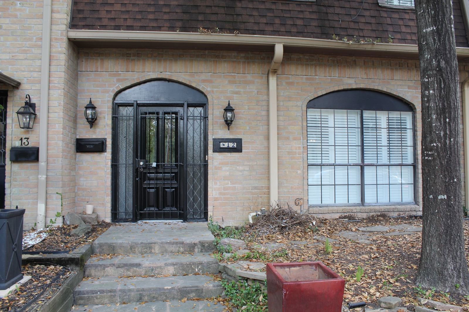 Real estate property located at 12 Bayou Pointe, Harris, Woodlake Forest, Houston, TX, US