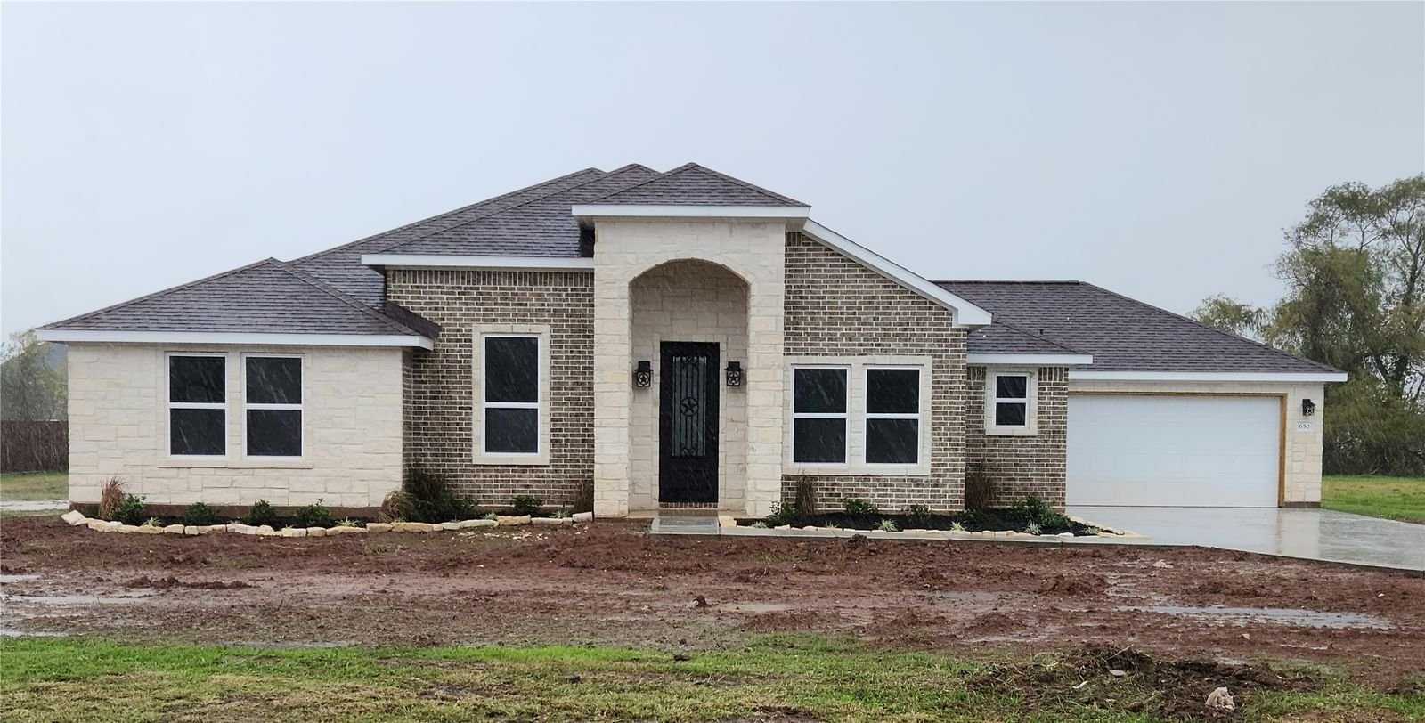 Real estate property located at 650 Lakeland, Brazoria, The Oaks At Suncreek Estates, Rosharon, TX, US