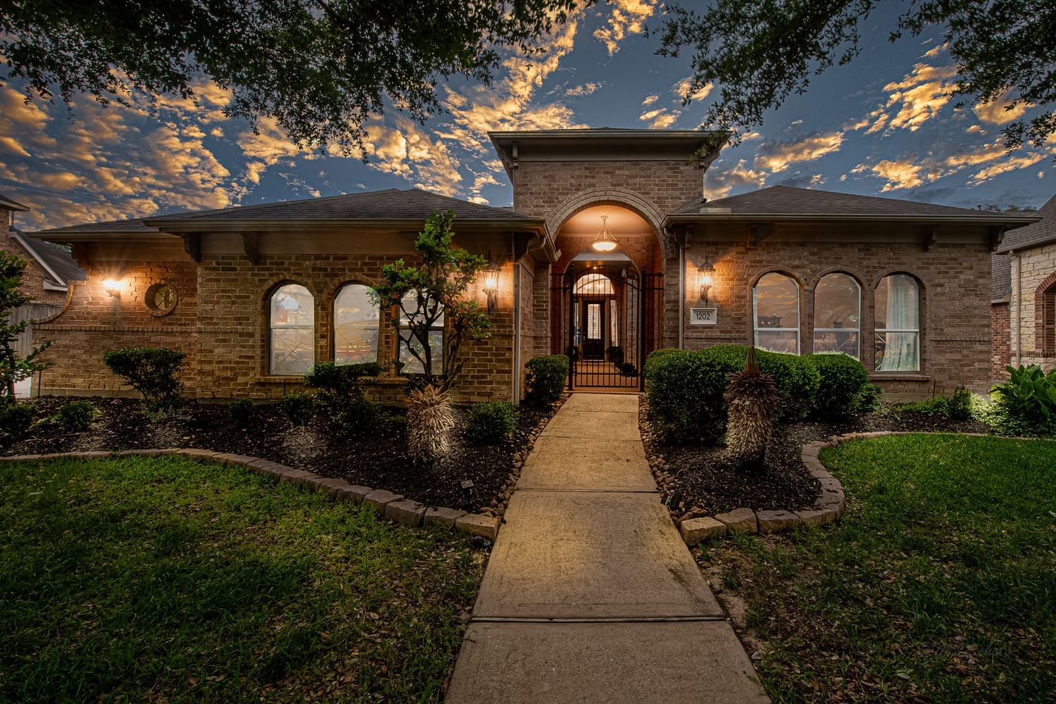 Real estate property located at 1202 Wildwood, Fort Bend, WOODCREEK RESERVE, Katy, TX, US