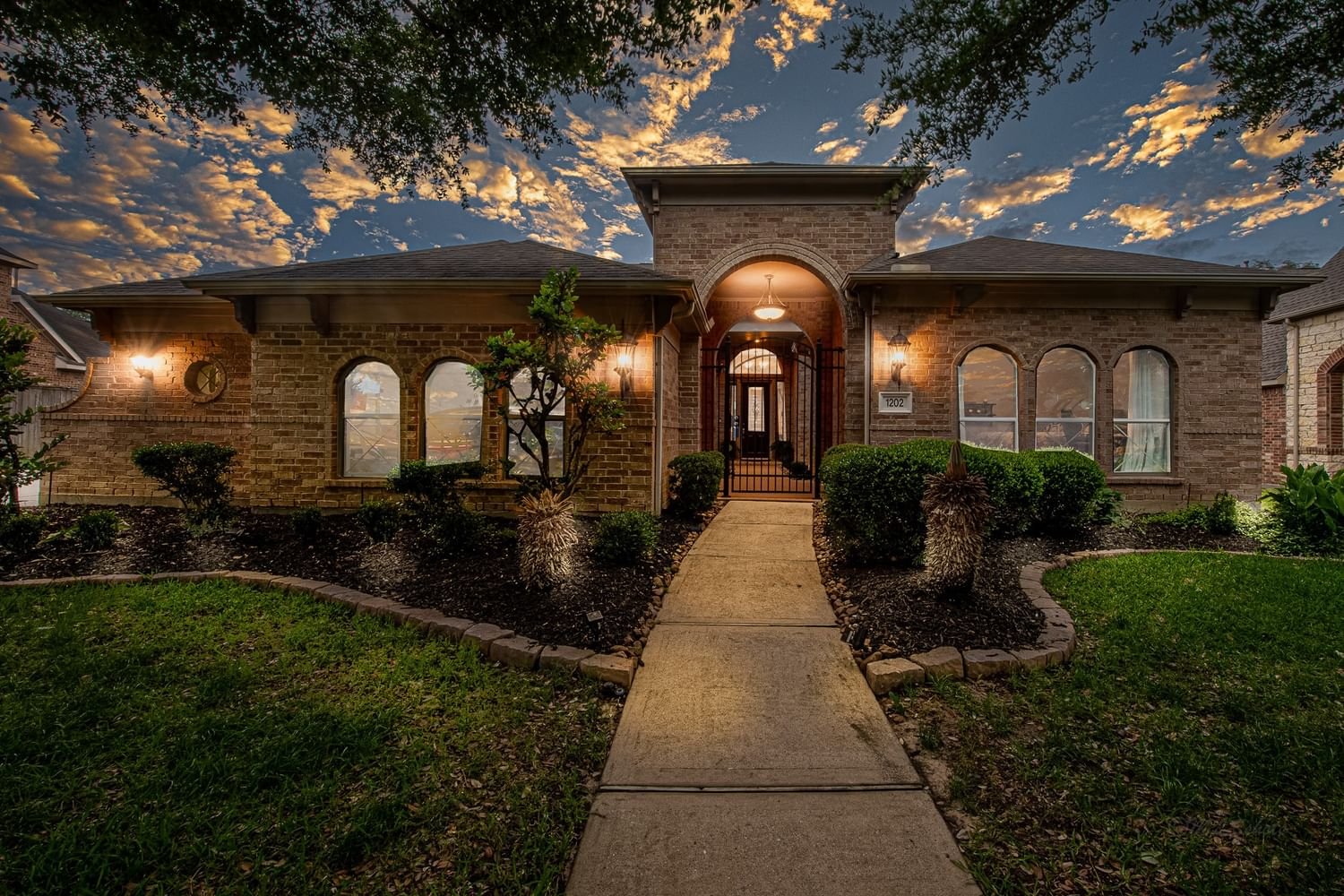 Real estate property located at 1202 Wildwood, Fort Bend, WOODCREEK RESERVE, Katy, TX, US
