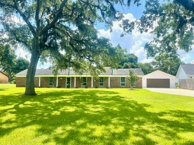 Real estate property located at 291 County Road 687, Brazoria, Bayou Homesites, Angleton, TX, US