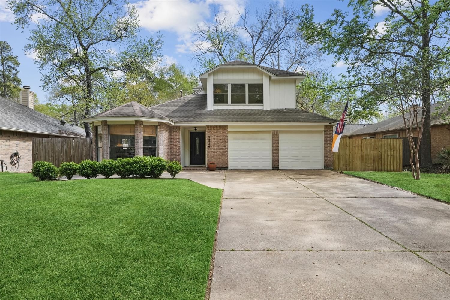 Real estate property located at 5326 Shady Gardens, Harris, Elm Grove, Kingwood, TX, US