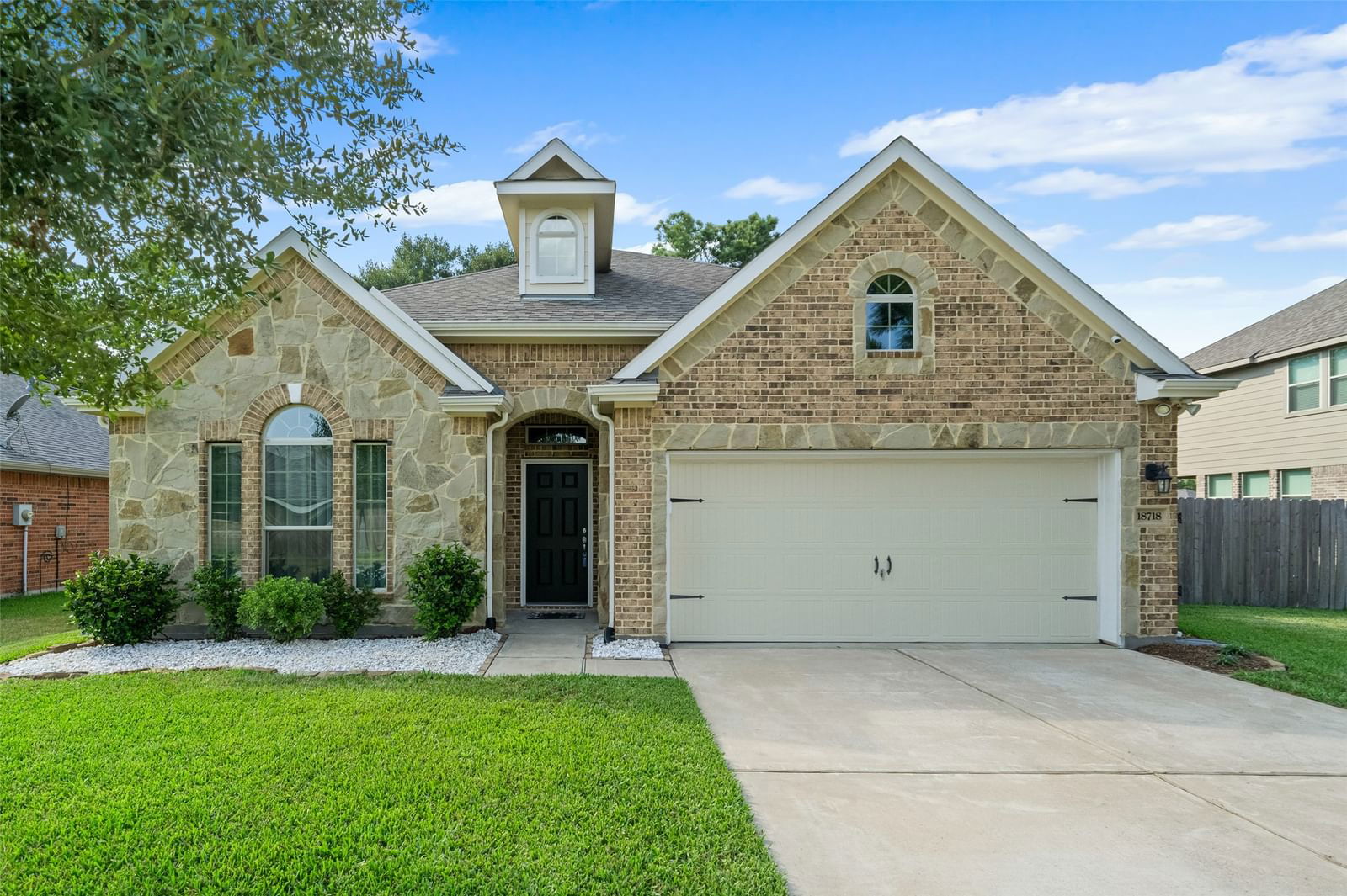 Real estate property located at 18718 Cluster Oaks, Montgomery, Glen Oaks 02, Magnolia, TX, US