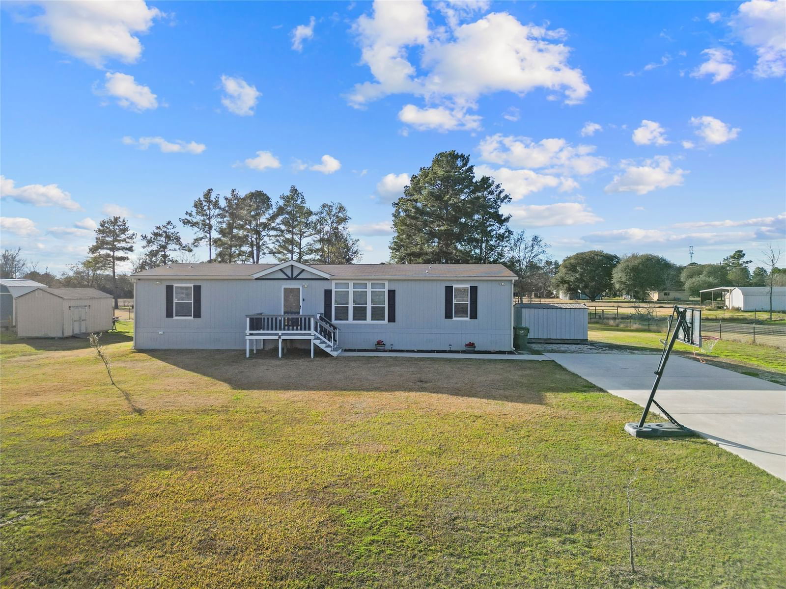 Real estate property located at 475 Roberts, Walker, SANCHEZ JJ (A-46), Huntsville, TX, US