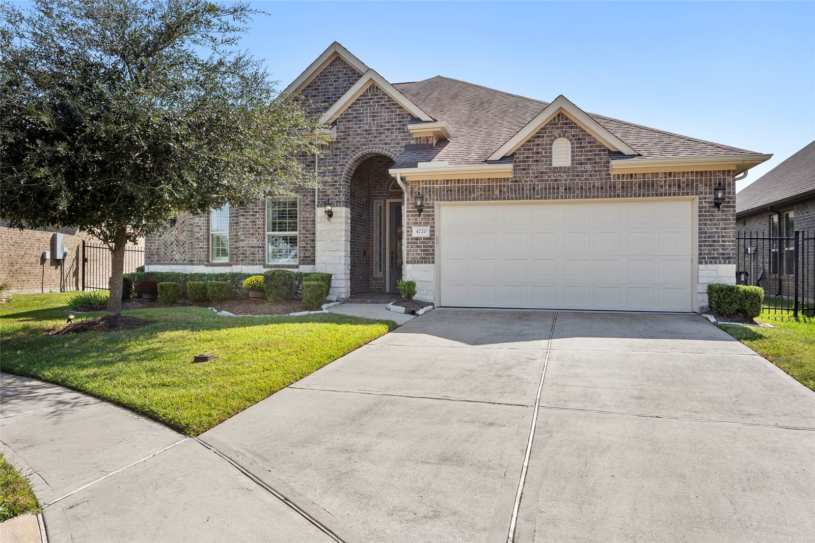 Real estate property located at 4720 Hermosa Arroyo, Galveston, Mar Bella, League City, TX, US