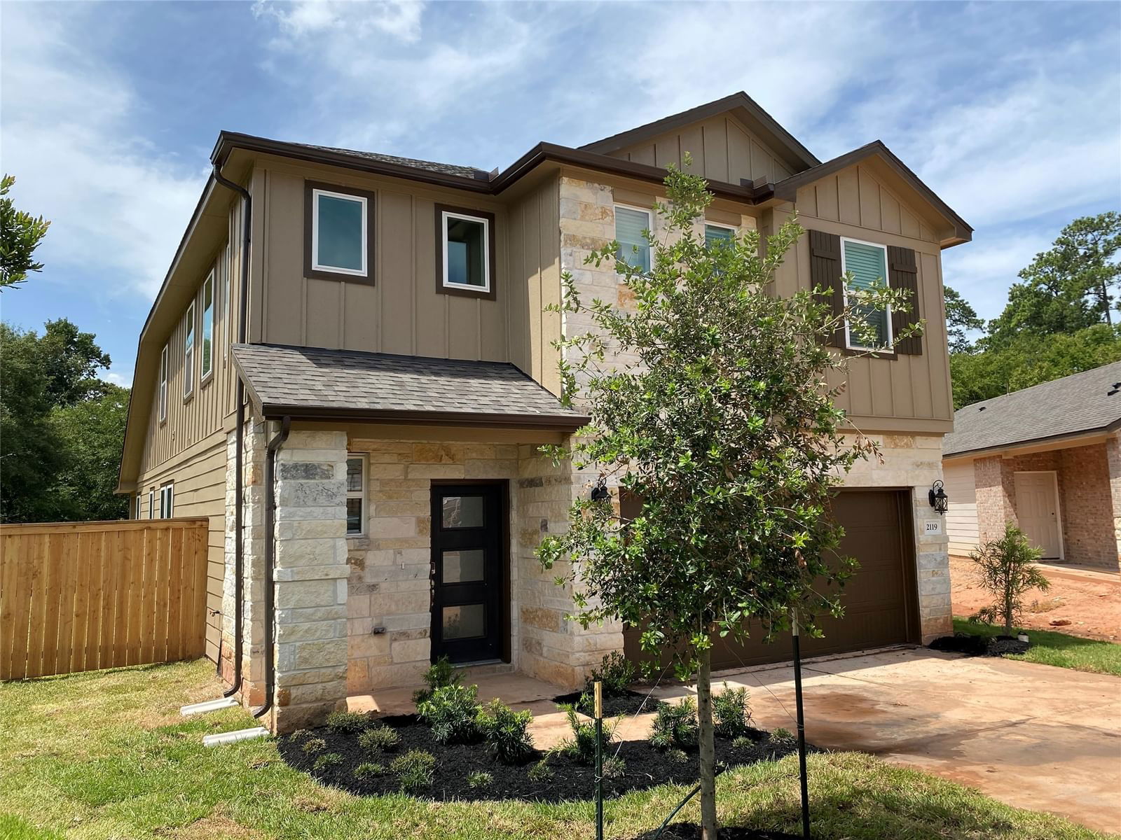 Real estate property located at 2119 Bear Oak, Montgomery, Montgomery Oaks, Conroe, TX, US